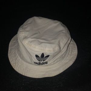 Adidas white hat